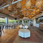 Deluxe Room B W Private Beach, Inifnity Pool & Golf